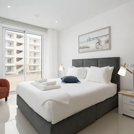 아파트 Marina View 13 With Pool By Homing